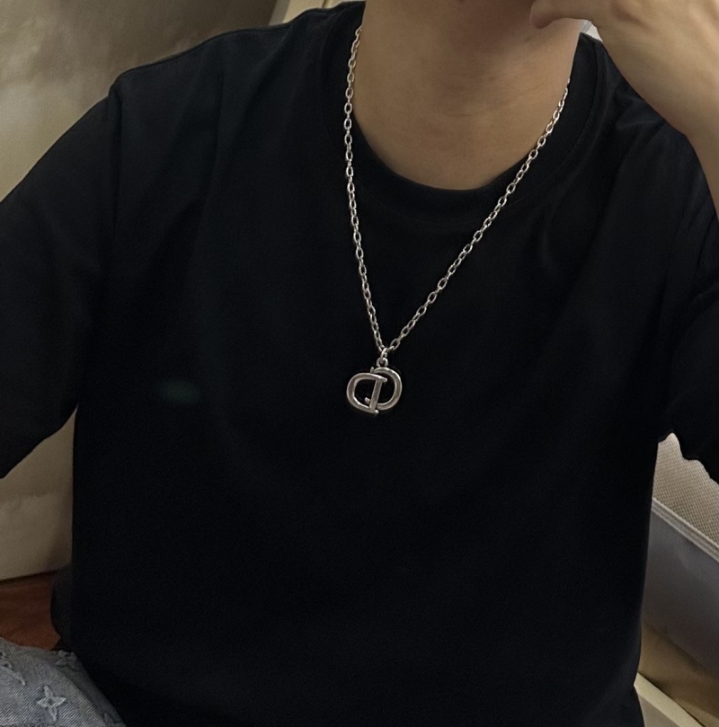 chr1st1an D10r necklaces